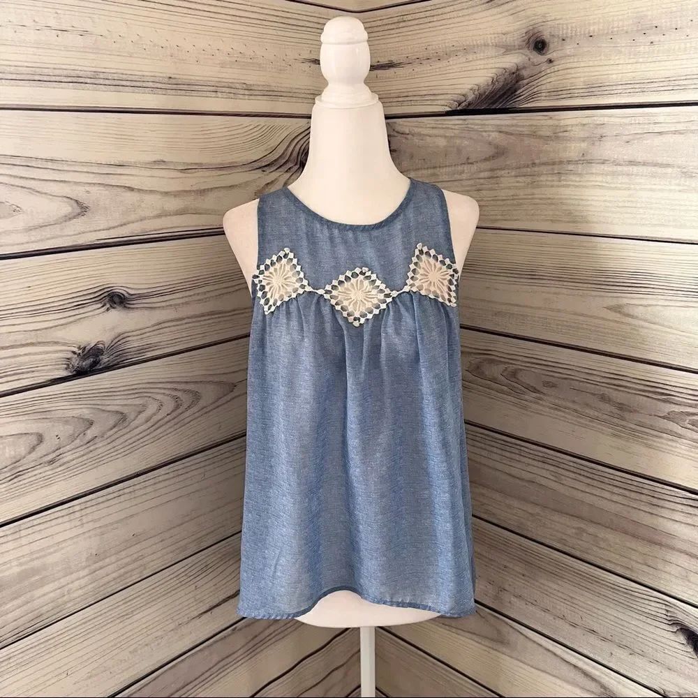 Lily White Blue Crochet Detailed Tank Top
